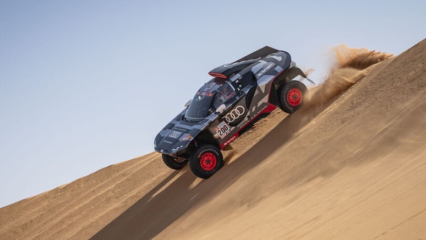 Dakar 2022, è il turno di Peterhansel a Bisha. Penalità per Al Attiyah