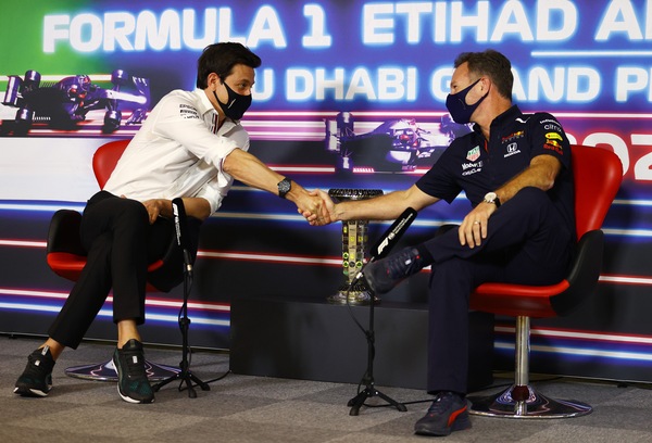 Wolff: "Forse non dimenticheremo mai la sconfitta di Abu Dhabi"