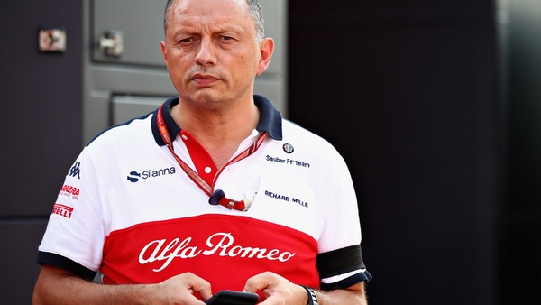 Vasseur: "La prestazione resta il primo obiettivo, ma conta anche il lato economico"