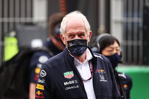 Marko non scommette sulla Ferrari: "Una o due vittorie nel 2022, ma serve costanza"