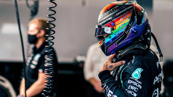 F1, più azioni meno simboli: stop a We Race As One prima del via