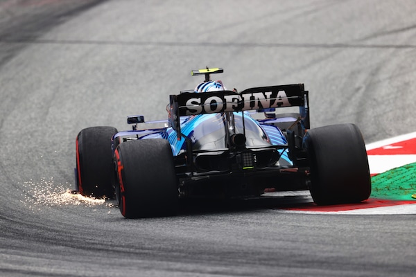 Williams FW44, verso una livrea tutta nuova: lo stupore di Albon e Latifi