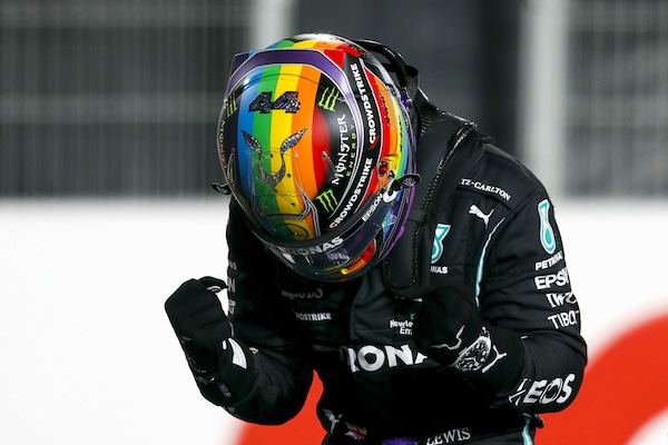 San Valentino con Hamilton, il più fedele (alla Mercedes)