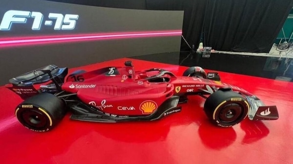 Ferrari F1-75 brucia i tempi, sfuggita online prima della presentazione
