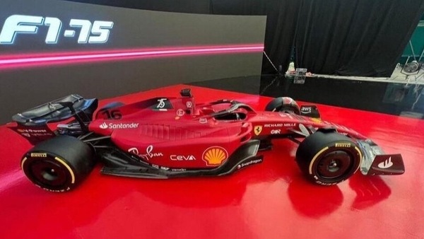 Ferrari F1-75 brucia i tempi, sfuggita online prima della presentazione