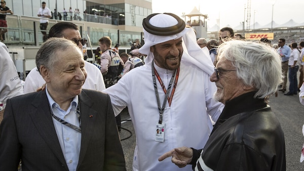 I mari mossi dietro Masi rimosso