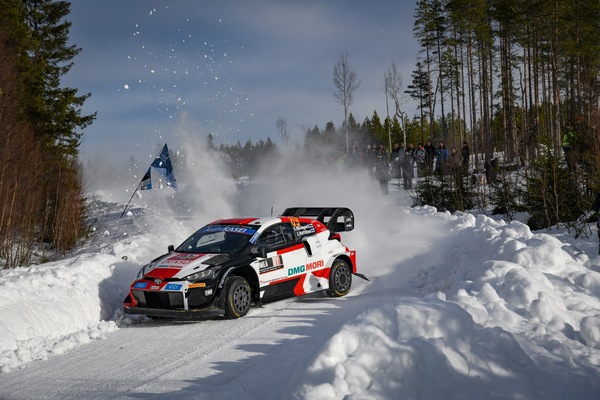 WRC, Rally di Svezia: due Toyota in testa