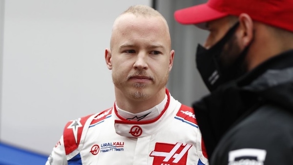 Guerra in Ucraina, il CIO raccomanda l'esclusione degli atleti russi