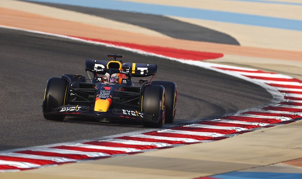 Verstappen: "Macchine più prevedibili in scia"