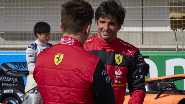 Sainz e Leclerc: "In Bahrain per vincere. Il vento un'insidia"