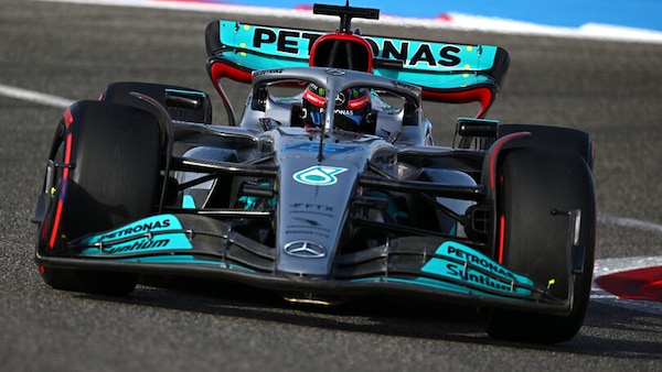 Russell: "Non sono contento, Mercedes va come Alfa Romeo"