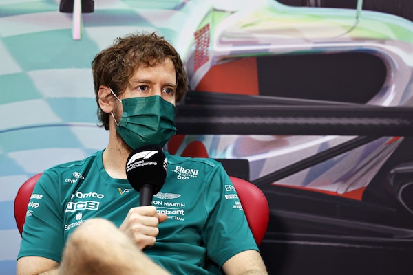 Vettel, prima campanella in Australia: "Scusate il ritardo"