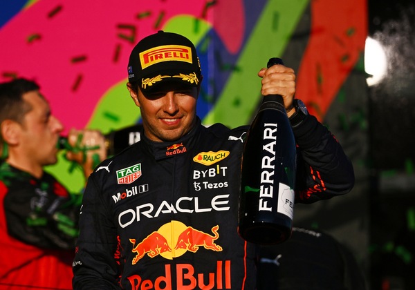 Perez: "Male nel primo stint, tanta sfortuna in queste prime gare"