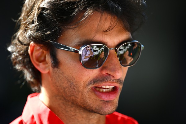 Sainz e il rinnovo Ferrari: "Cruciale la stabilità"