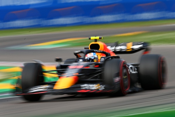 Perez: "Possiamo lottare e provare a fare doppietta"