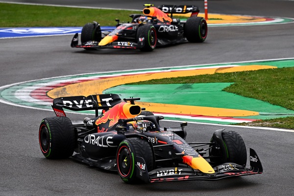 GP Emilia-Romagna: Verstappen trionfa e domina, disastro Ferrari con Leclerc 6°