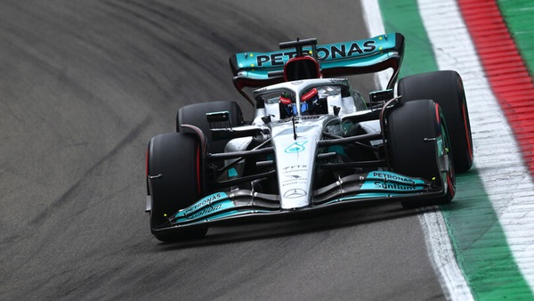 Russell non si fida di Hamilton: "Tornerà e sarà fortissimo"