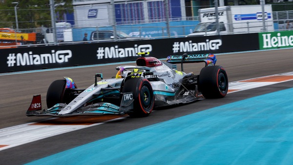 Mercedes, Barcellona dirà quanto vale la W13 a "pance zero"