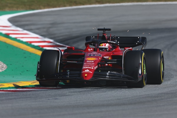 GP Spagna, FP2: Leclerc al top, si rivedono le Mercedes