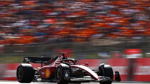 GP Spagna, qualifiche: pole strepitosa di Leclerc, battuto Verstappen