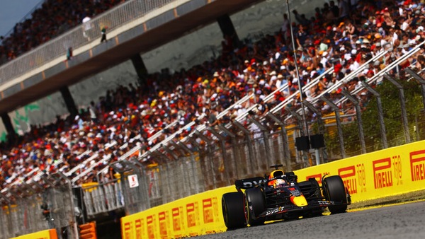 GP Spagna: doppietta Red Bull con Verstappen e Perez, Leclerc che ritiro clamoroso