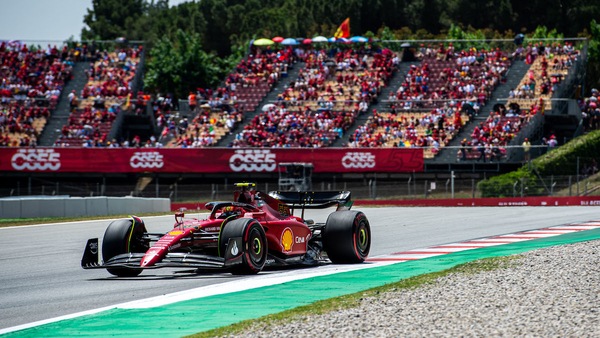 Sainz, una Ferrari troppo "puntata" e la necessità di adattarsi