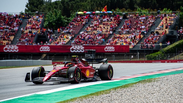 Sainz, una Ferrari troppo "puntata" e la necessità di adattarsi