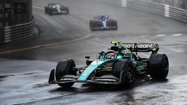 Vettel critica le gomme Pirelli: "Inutili le full wet"