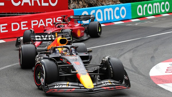 Jos critica Red Bull, strategia e assetto della RB18 nel mirino