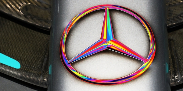 Mercedes, a Baku con la Stella arcobaleno per i diritti LGBTQ+