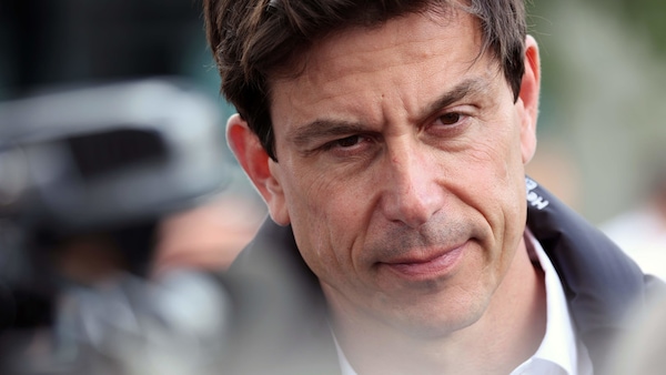 Wolff non vince, però ha le palle