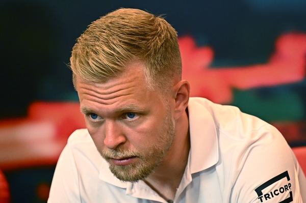 Rabbia Magnussen: FIA troppo influenzabile