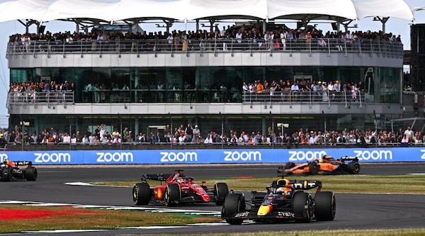 Horner: "Non ho capito la decisione Ferrari"