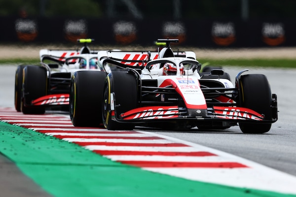 Affidabilità Ferrari, guai anche per Magnussen: "Pregavo che la Pu non esplodesse"