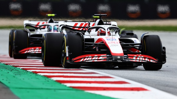 Affidabilità Ferrari, guai anche per Magnussen: "Pregavo che la Pu non esplodesse"