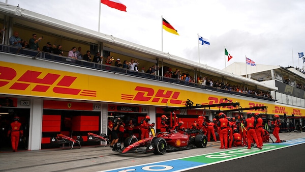 Leclerc: "Non sono contento, succede sempre qualcosa"