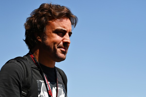 Ufficiale: Alonso in Aston Martin dal 2023