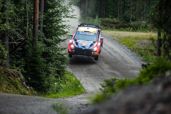 WRC, Tanak sempre leader in Finladia dopo la seconda tappa