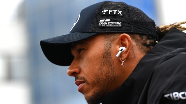 Hamilton sul GP Abu Dhabi 2021: "È stato è uno dei momenti più difficili: non avevo la forza per scendere dalla macchina"