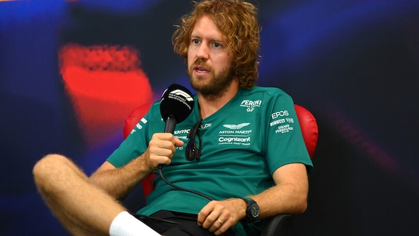 Vettel: "Voglio godermi gli ultimi 9 GP della mia carriera"