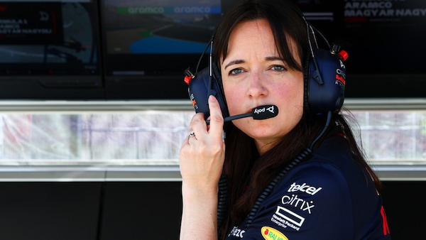 Stop Tsunoda, AlphaTauri: "Odio inaccettabile verso il team e Hannah Schmitz"