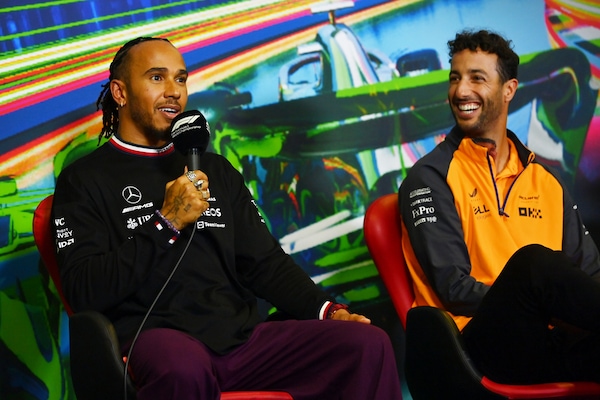 Hamilton cambia power unit a Monza: "Amo le sfide, obiettivo top 10"