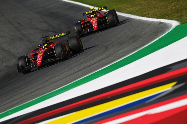 Sainz: "Fa male partire dietro a Monza con questa macchina"