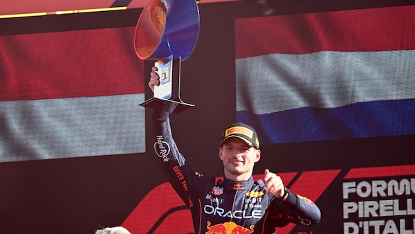 Ci vediamo da Mario: Il duplice target di Max? Titolo e primato di vittorie!