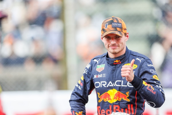 Verstappen, solo una reprimenda: pole position confermata