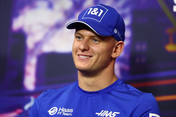 Gene Haas, Schumacher quanto mi costi: "Se fosse Verstappen..."