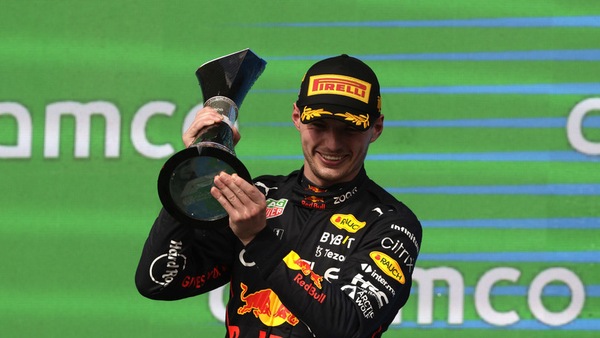 Verstappen campione vorace: "Che battaglia con Hamilton: la vittoria è per Didi"