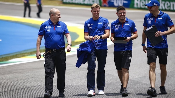 Steiner, prima di Abu Dhabi la decisione su Schumacher-Hulkenberg