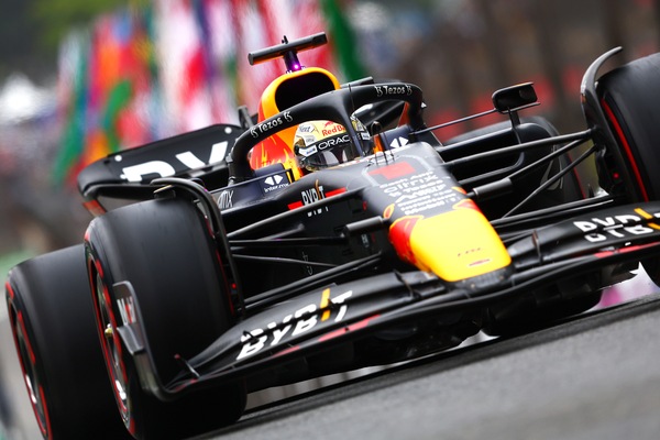 Verstappen: "Un bloccaggio mi è costato la pole"
