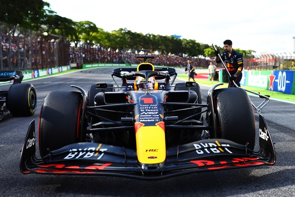 Verstappen: "Non ci siamo, e con la soft non sarebbe cambiato nulla"